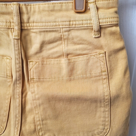 NWT New Free Assembly Mustard Color Denim Front Patch Pocket Shorts Size 2 - Picture 8 of 8